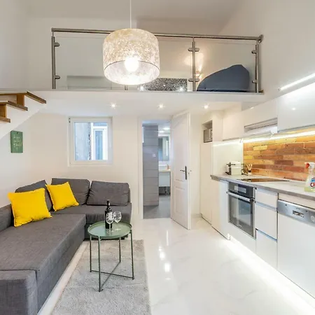 Appartamento Paulay Boutique Residences Downtown *